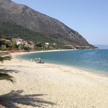 Hotel Galini Poros  Esterno foto