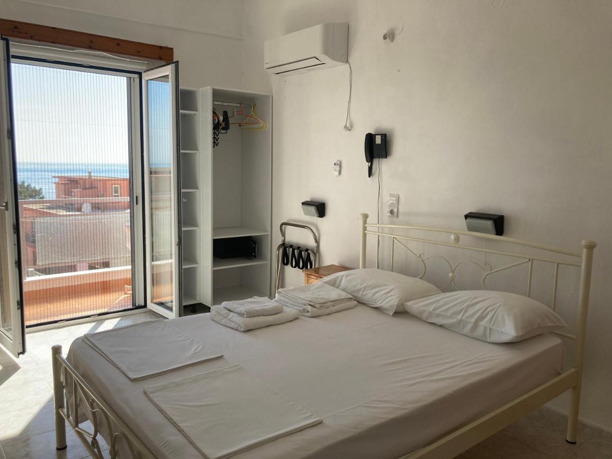 Hotel Galini Poros  Esterno foto