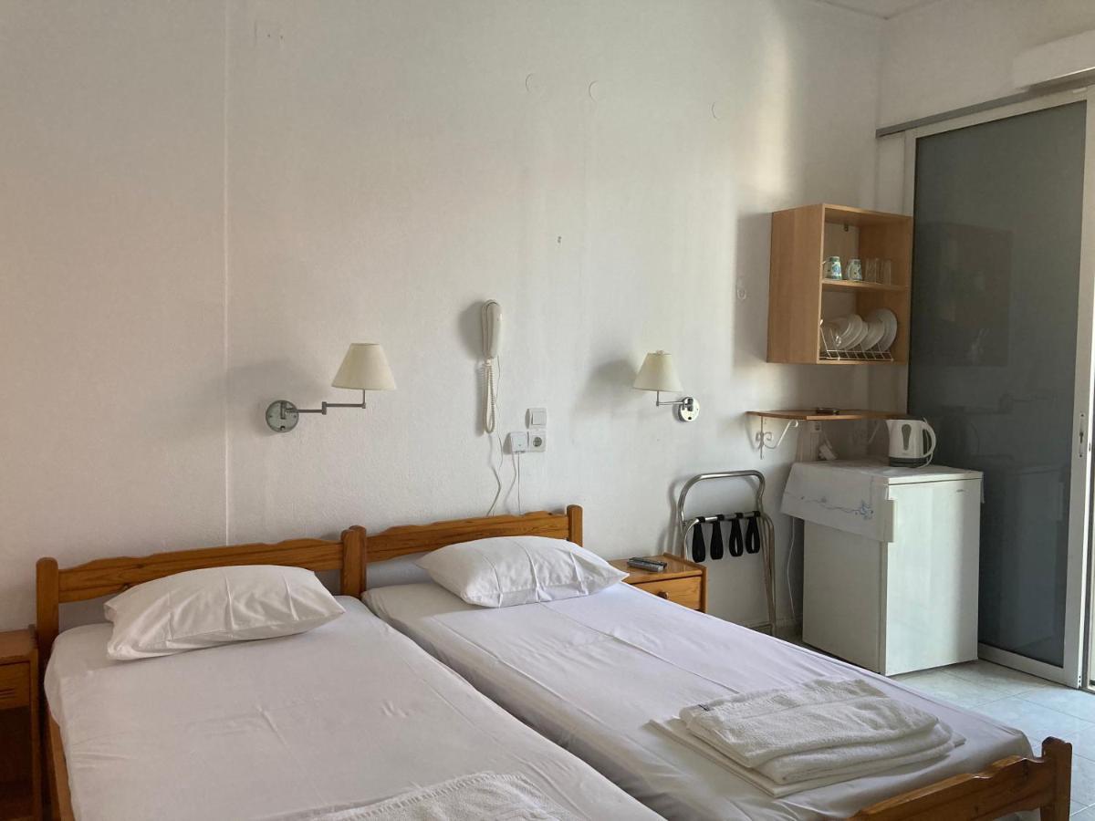 Hotel Galini Poros  Esterno foto